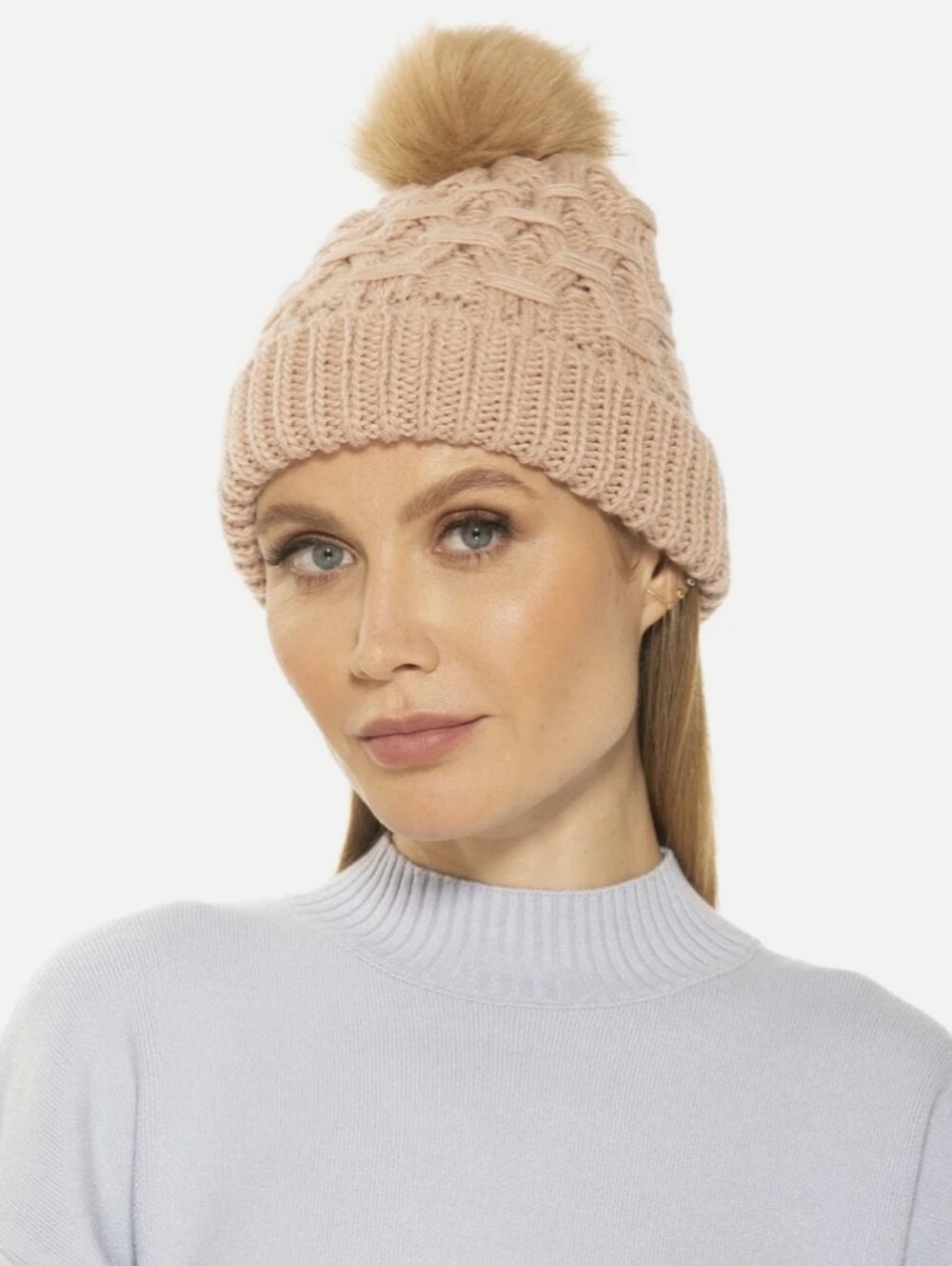🆕️ Alexia Admor Amanda Cable Knit Beanie in Blush